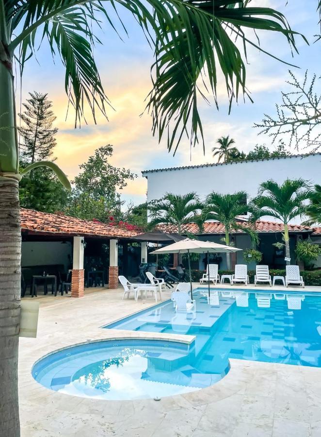Finca Hotel Guali Santafe サンタ・フェ・デ・アンティオキア エクステリア 写真