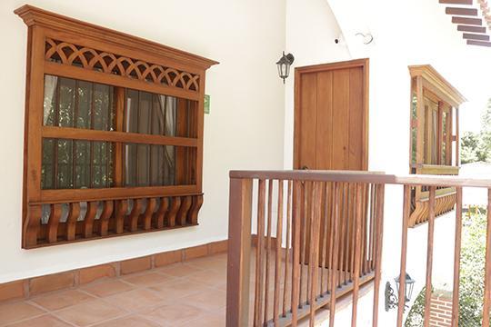Finca Hotel Guali Santafe サンタ・フェ・デ・アンティオキア エクステリア 写真
